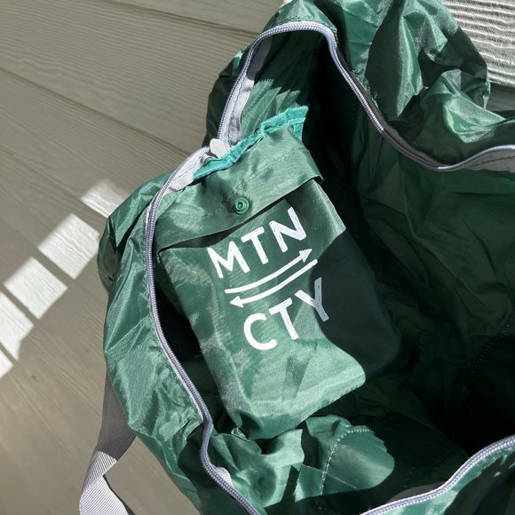 green packable coala tree mtn cty duffle bag - Picture 3 of 6